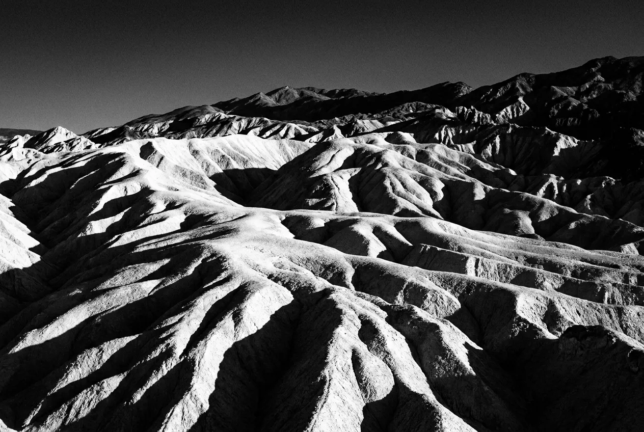Les crêtes de Zabriskie Point vues d'en haut, Death Valley, Sam 3 oct. 2026