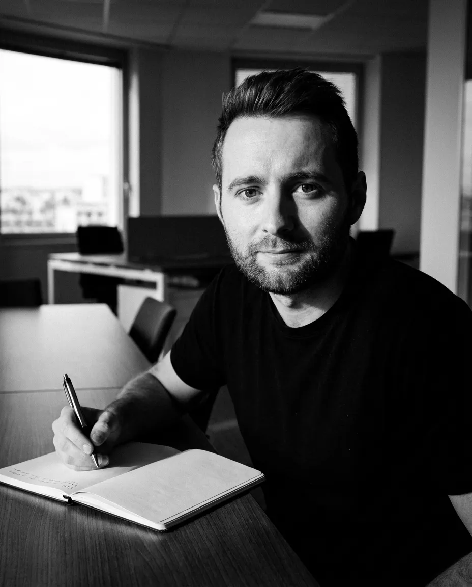 Bastien, Le bureau, Mar 11 août 2026
